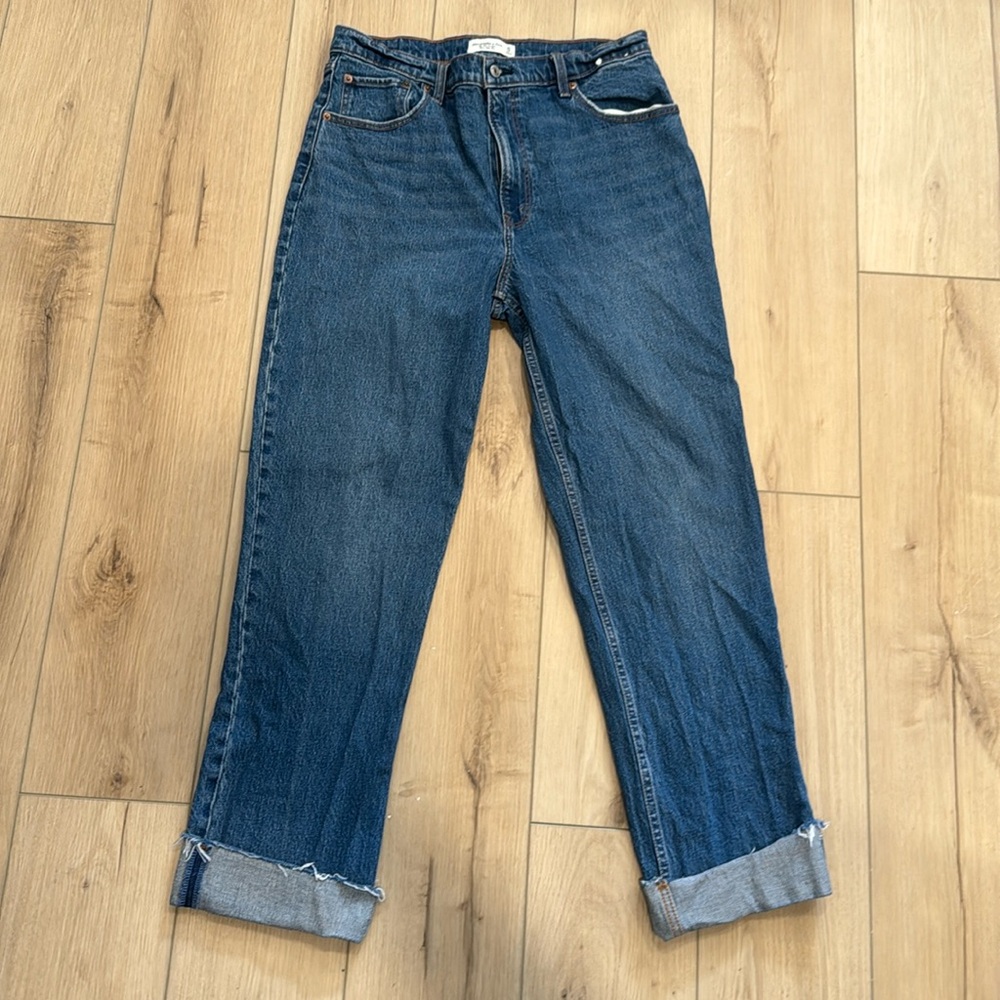 ABERCROMBIE & FITCH JEANS